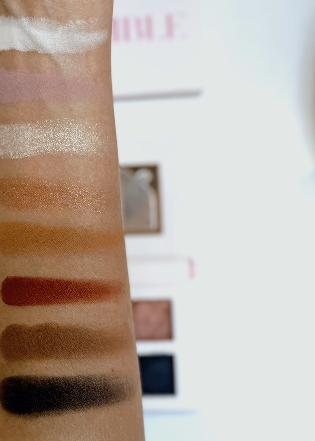 Irresistible — Eyeshadow palette